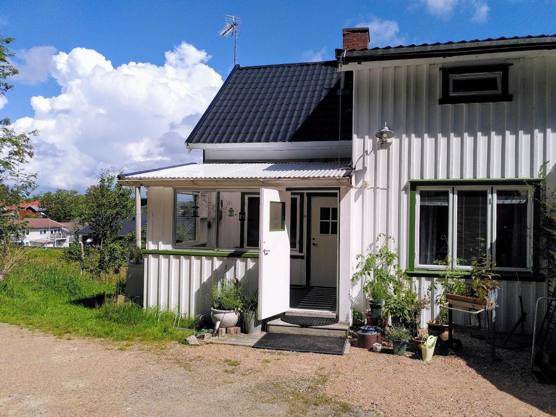 Laegenhet Naturnaera I Henån Eksteriør billede