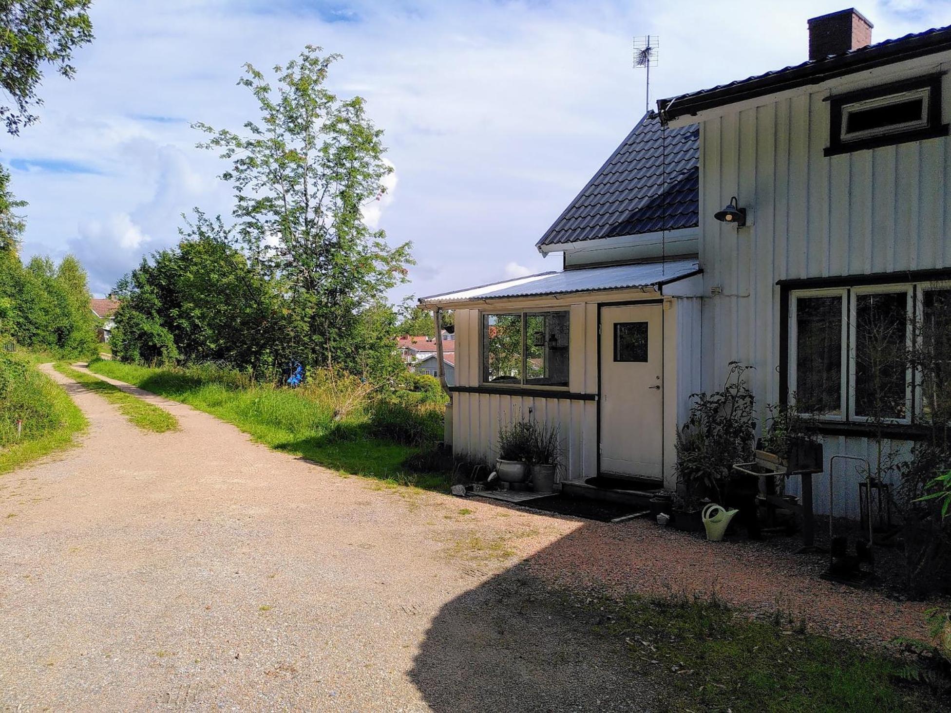 Laegenhet Naturnaera I Henån Eksteriør billede